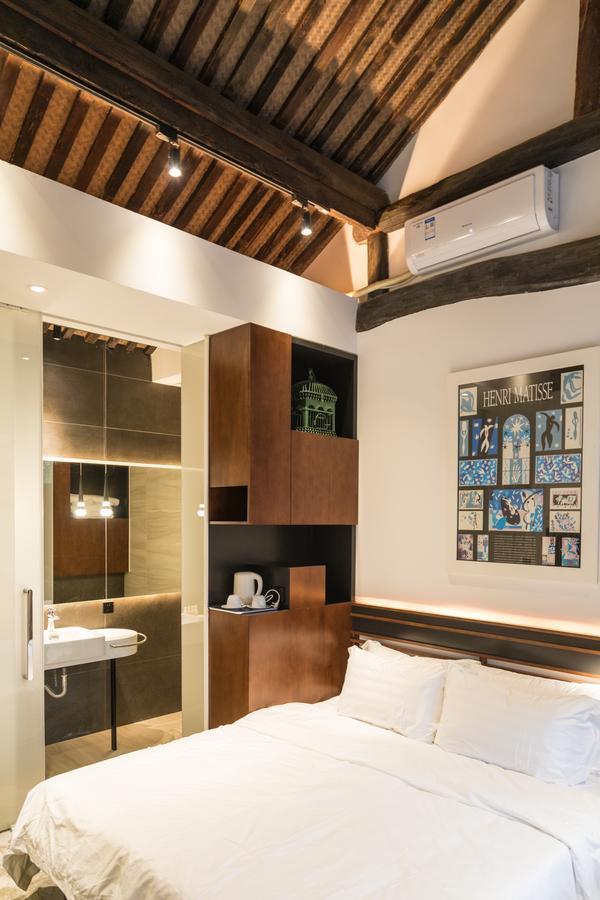 Courtyard Guesthouse, Пекин Экстерьер фото
