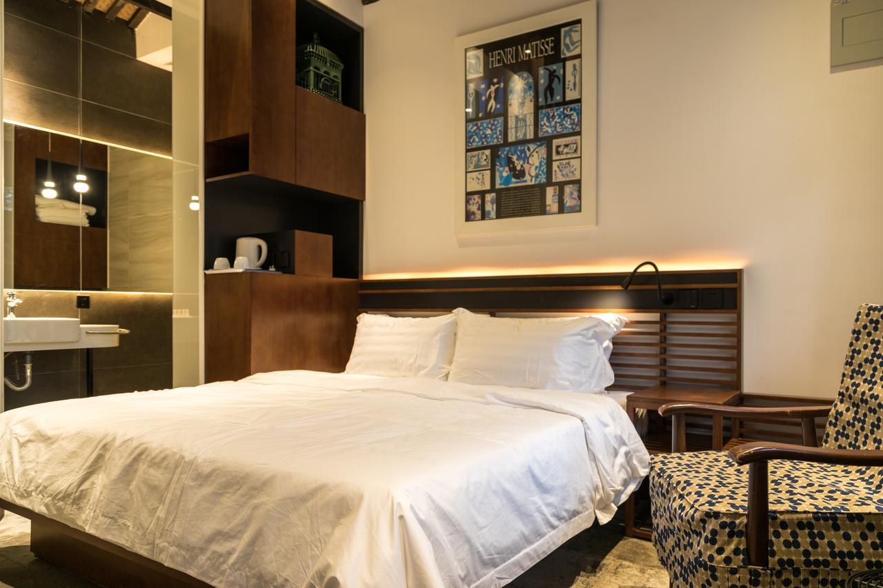 Courtyard Guesthouse, Пекин Экстерьер фото