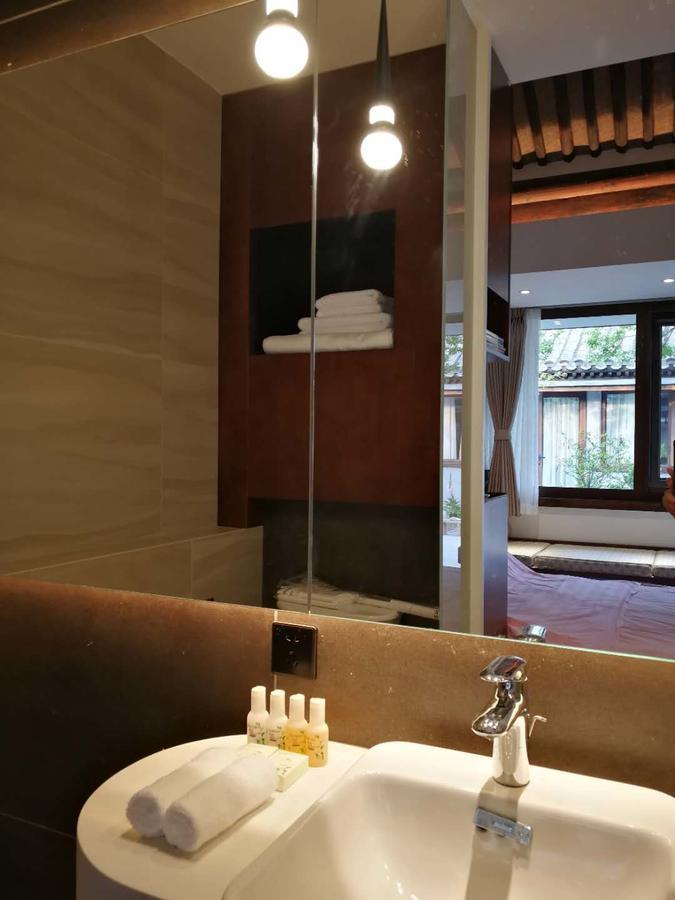 Courtyard Guesthouse, Пекин Экстерьер фото